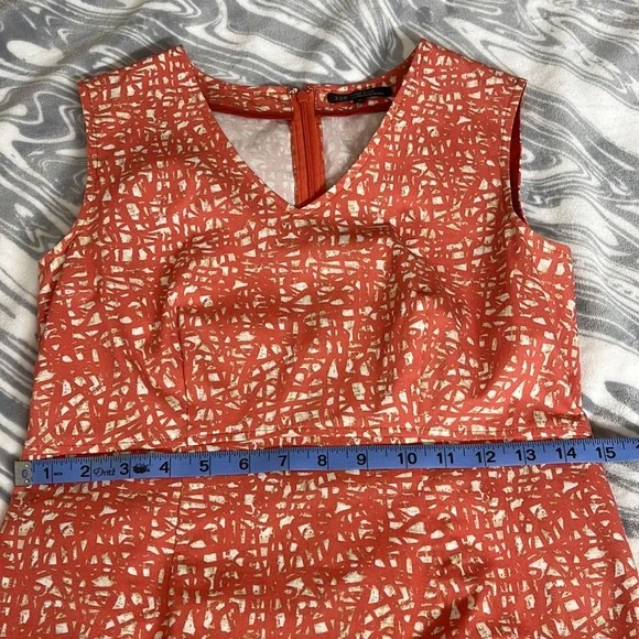 23 Vingt-Trois Arrondissements Dress - Picture 10 of 14